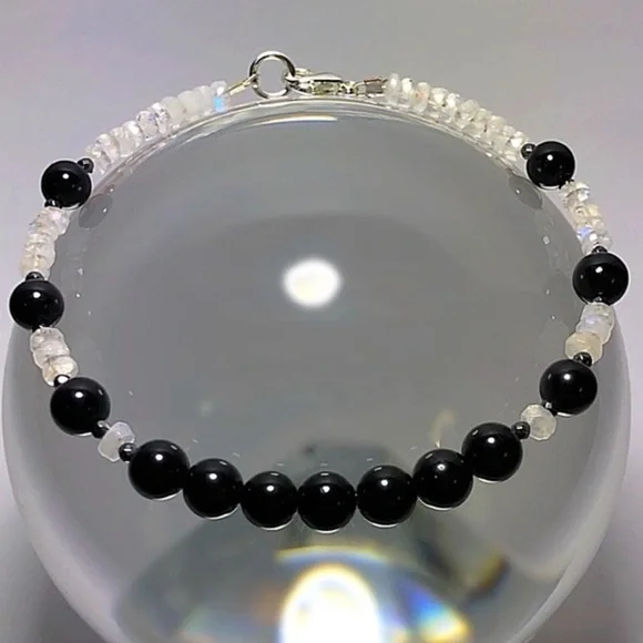 Hand Made Gemstone Bracelet - Picture 1 of 7